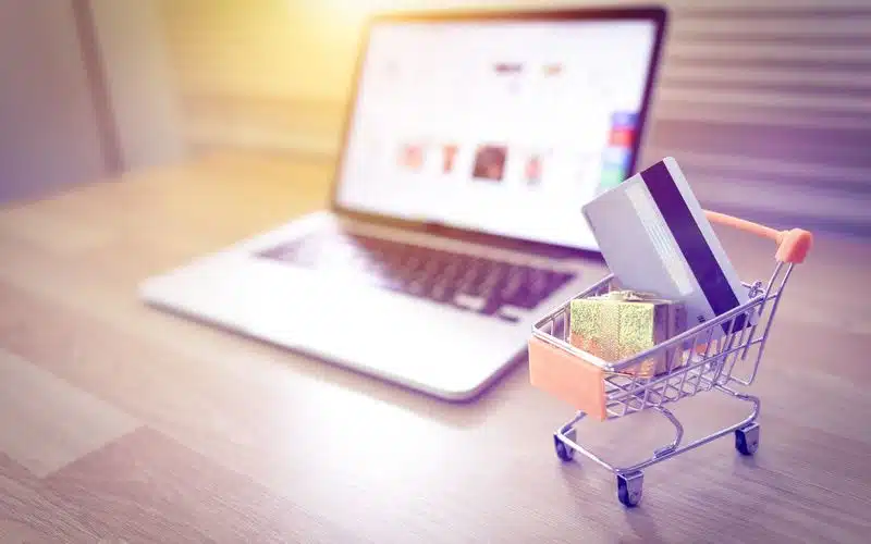 Why Are People Preferring Online Shopping Instead of Physical Stores?